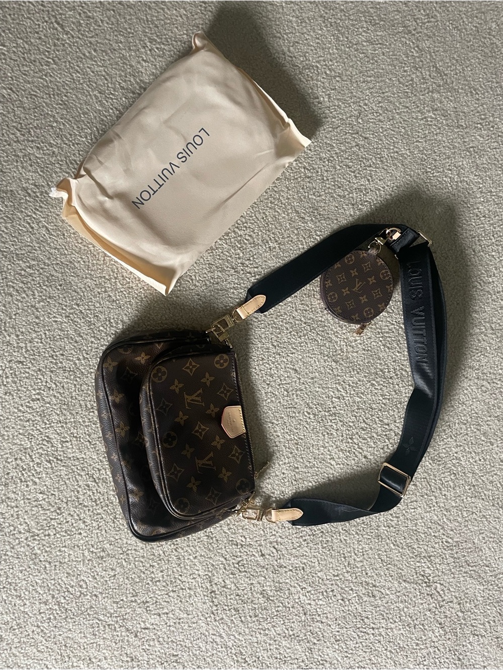 Louis Vuitton Monogram Multi-Pochette Crossbody with Black Strap - Picture 1 of 11